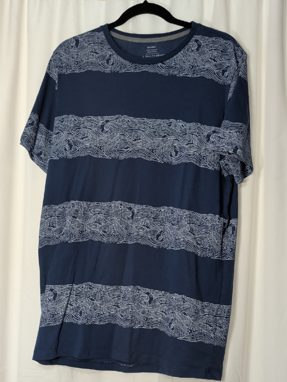 Men's Large Tall Old Navy T-shirt